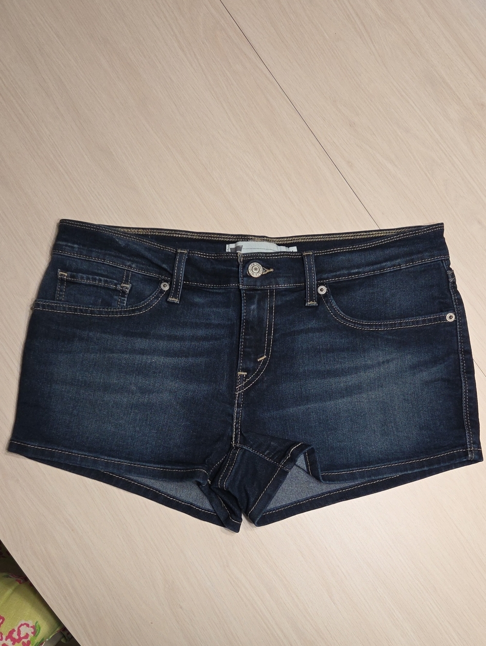 Levi's Dark Wash Blue Denim Jean Shorts ☀️ Sz 11
